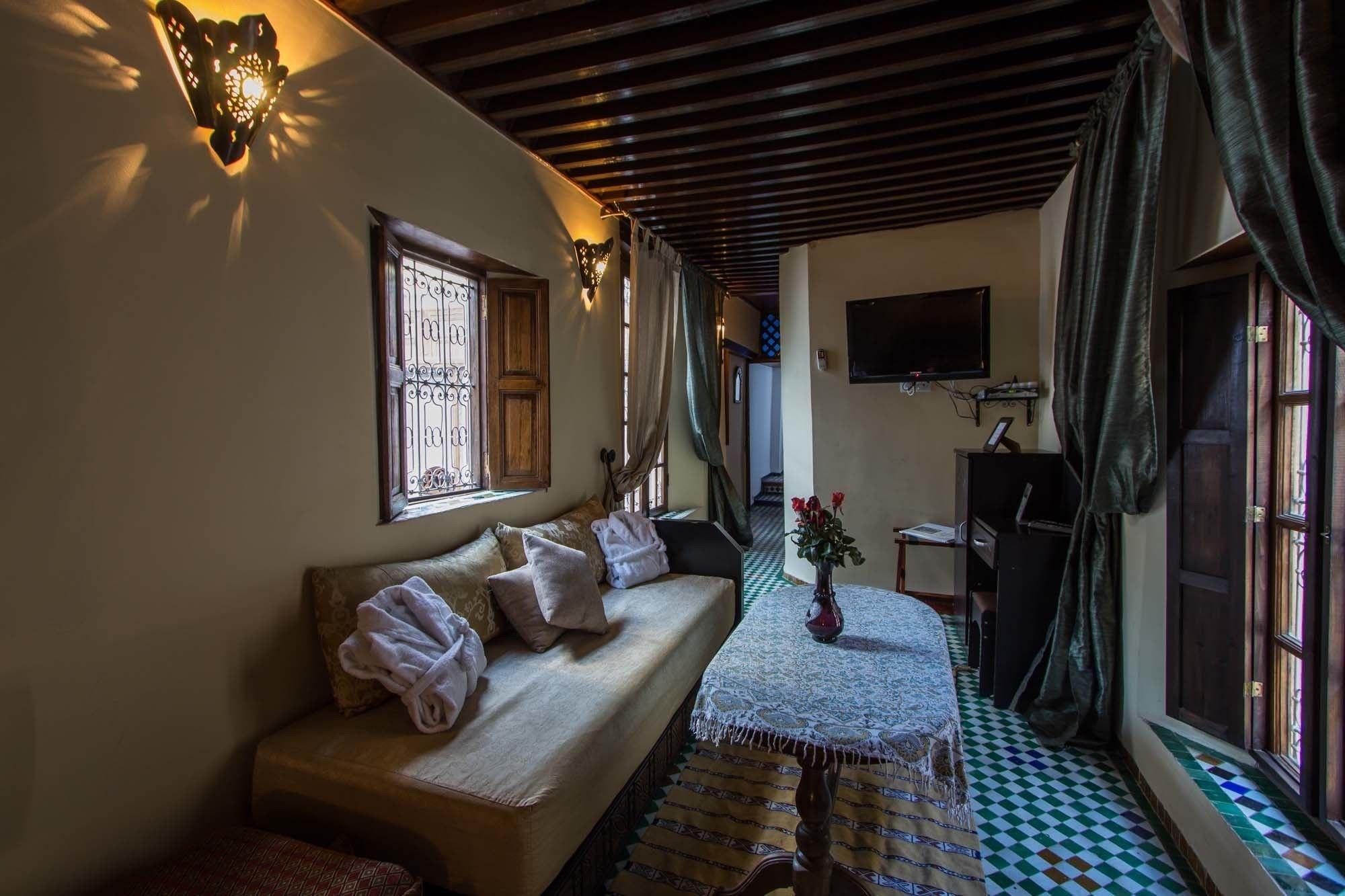 Riad Les Remparts De Fes Fez Exterior foto
