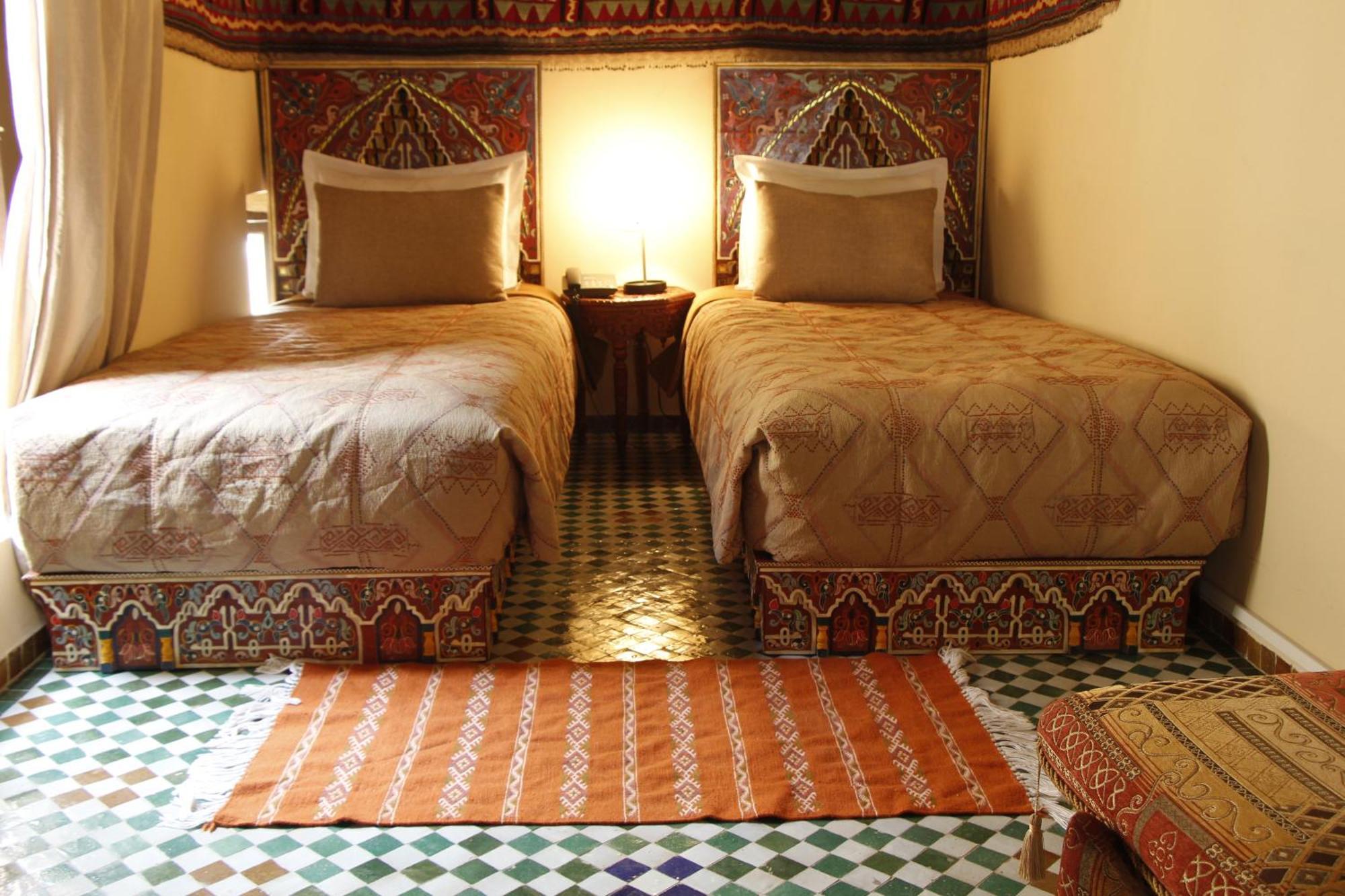 Riad Les Remparts De Fes Fez Quarto foto