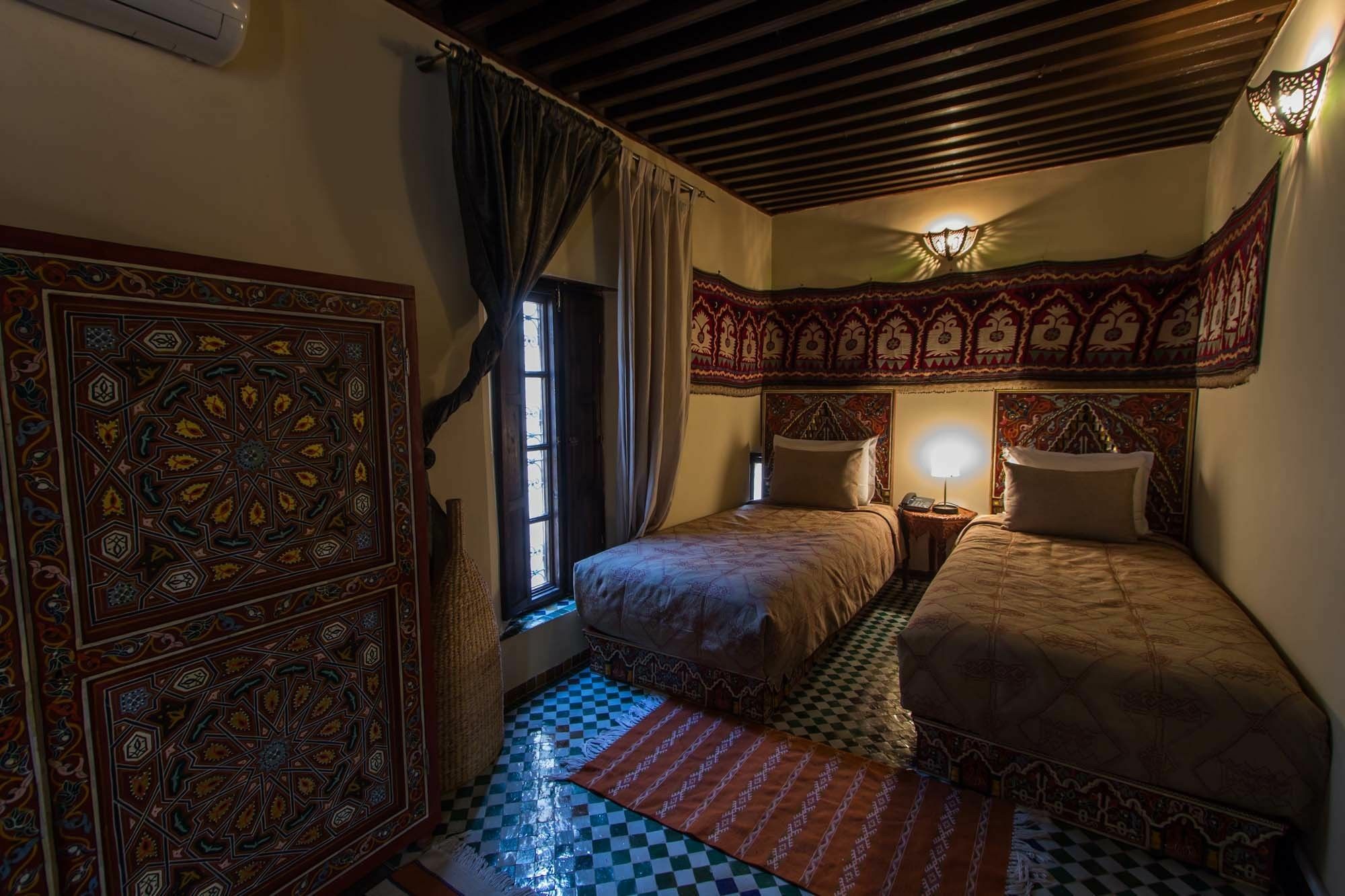 Riad Les Remparts De Fes Fez Exterior foto