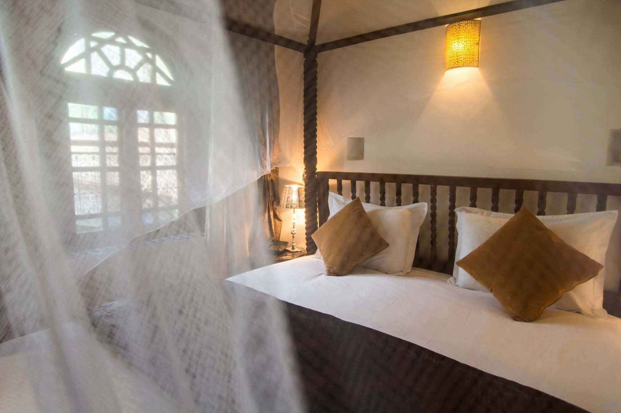Riad Les Remparts De Fes Fez Exterior foto